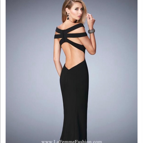 La Femme Dresses & Skirts - Simple elegance defines this La Femme dress